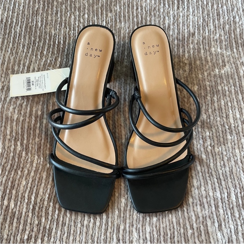 Target blakely heels size 8.5W